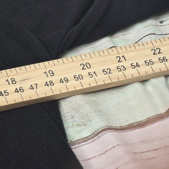 Quiksilver Netflix Stranger Things Hellfire Club 1986 Tour Long Sleeve T-Shirt L - Picture 8 of 9